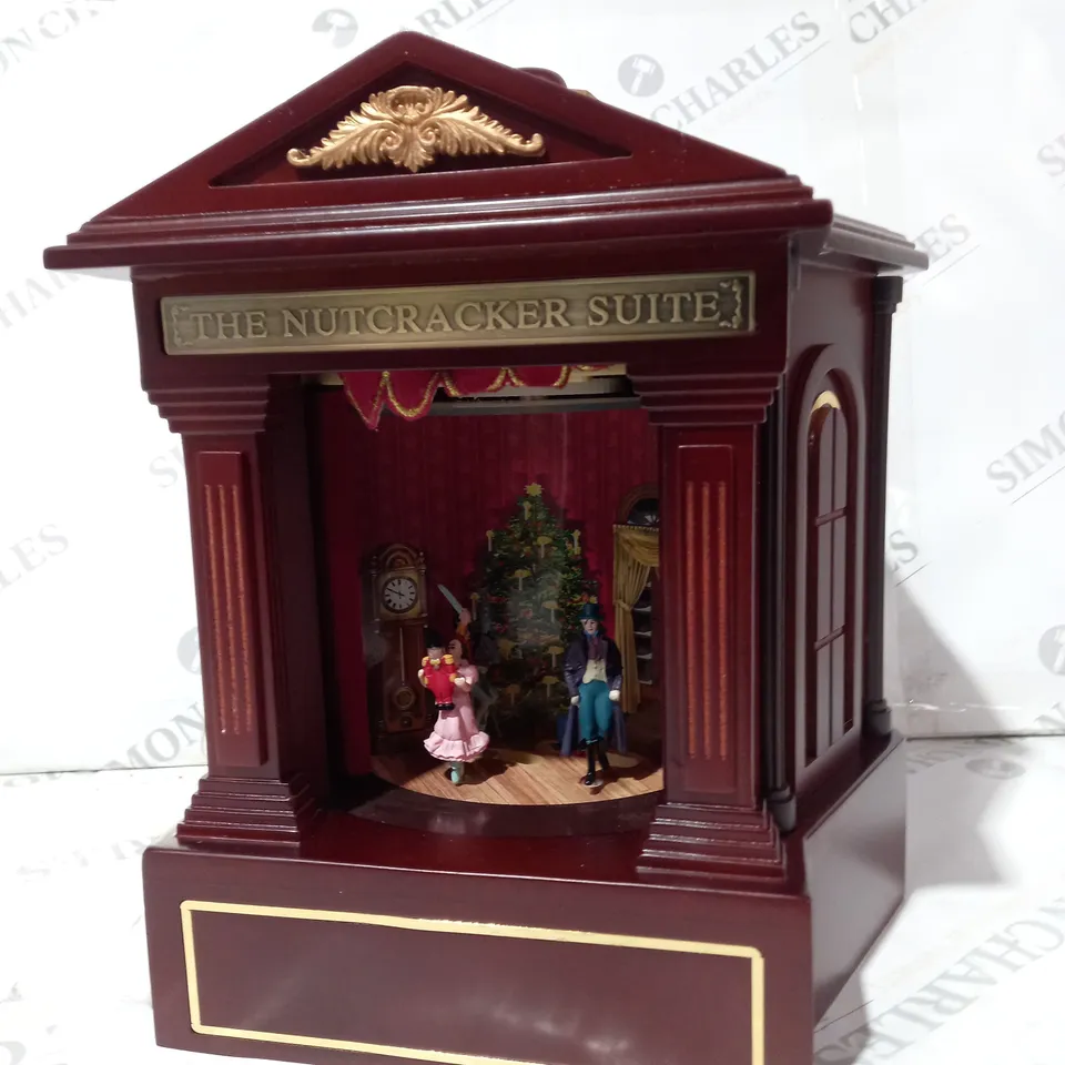 MR CHRISTMAS MUSICAL NUTCRACKER SUITE SCENE CHANGER