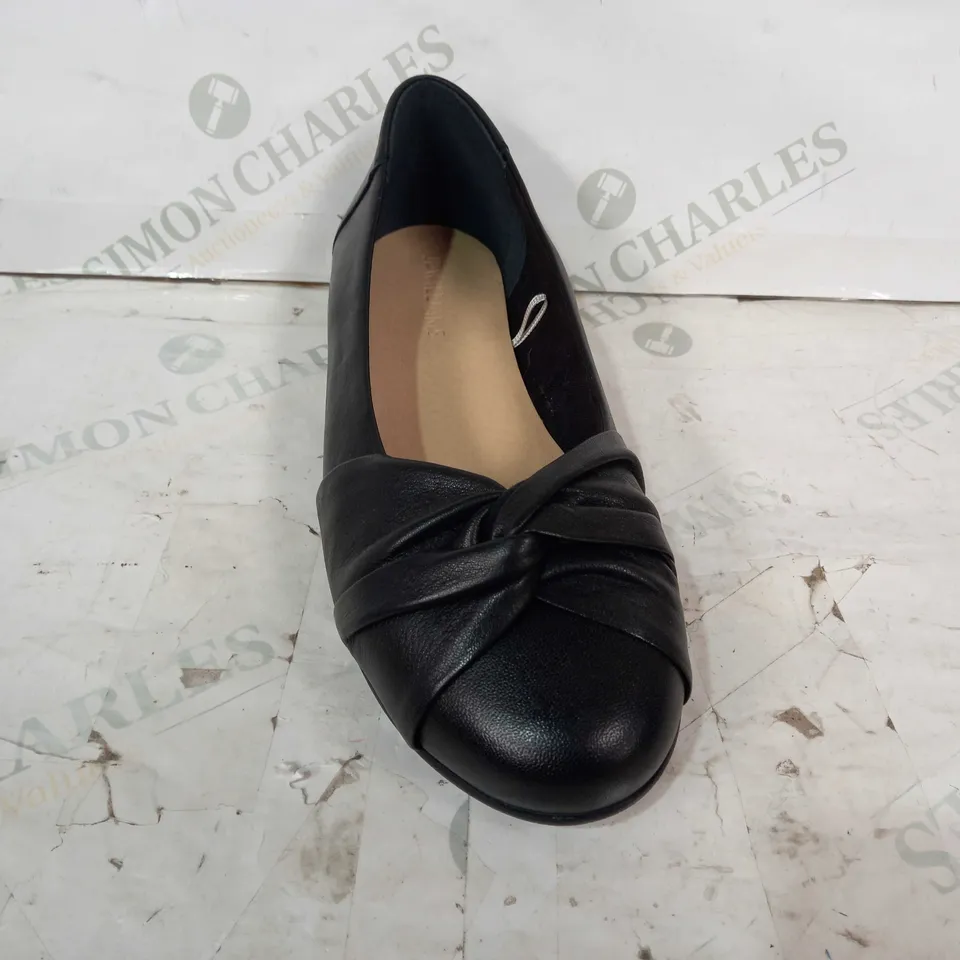 PAIR OF JDWILLIAMS FORMAL SLIP-ON SHOES IN BLACK UK SIZE 7