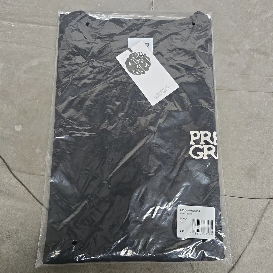 BAGGED PRETTY GREEN VINYL T-SHIRT IN BLACK - XL