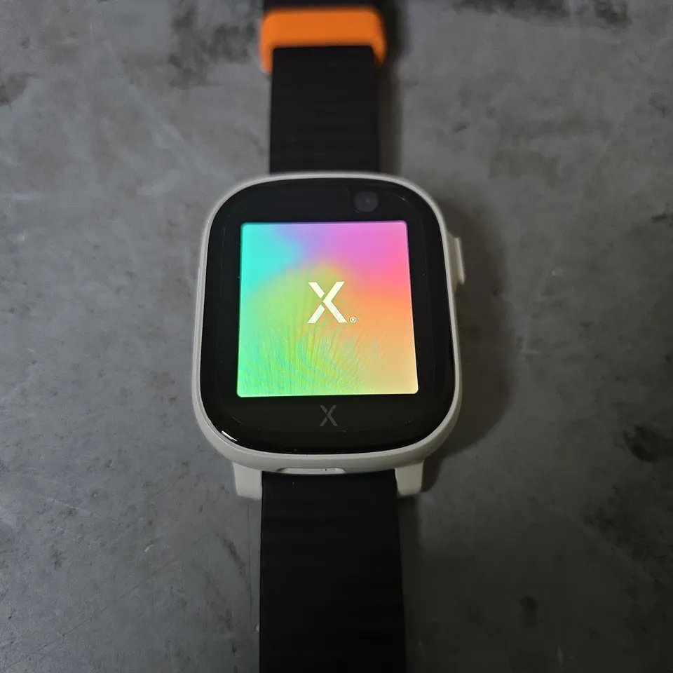 BOXED XPLORA X6 PLAY SMART WATCH