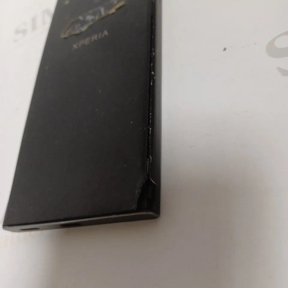 SONY XPERIA 