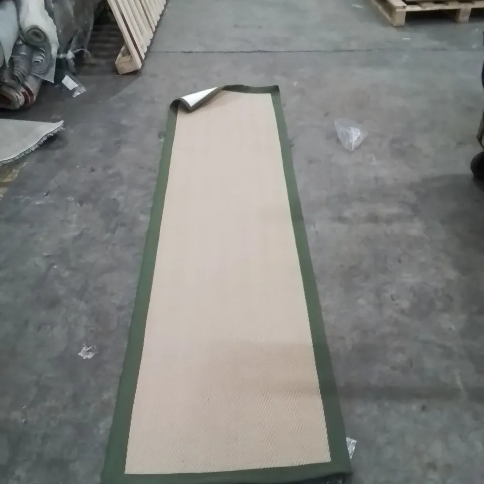 QUALITY DESIGNER AREA RUG - APPROXIMATELY 240X60CM