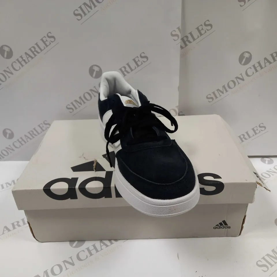 BOXED PAIR OF ADIDAS BREAKNET 2.0 TRAINERS UK SIZE 7 