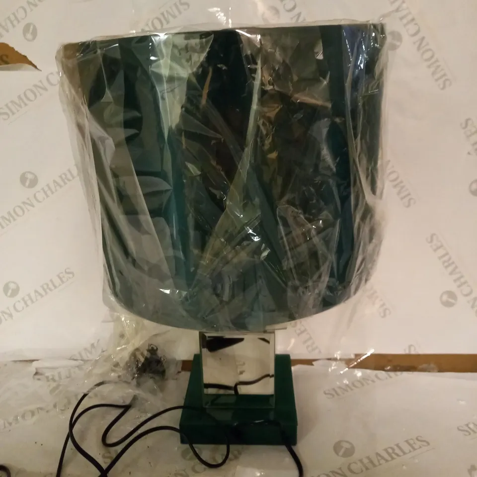 JULIEN MACDONALD TIERED LAMP, GREEN