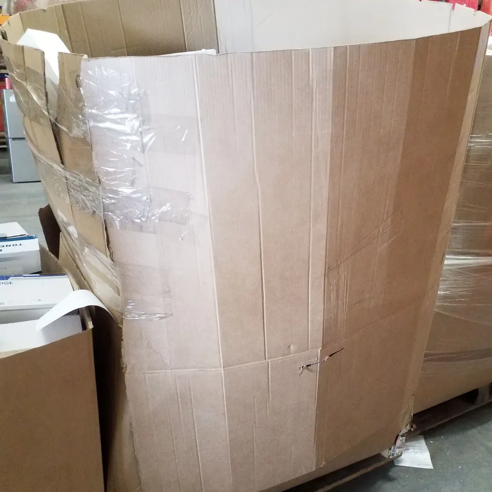 PALLET CONTAINING ASSORTED TONER CARTRIDGES 