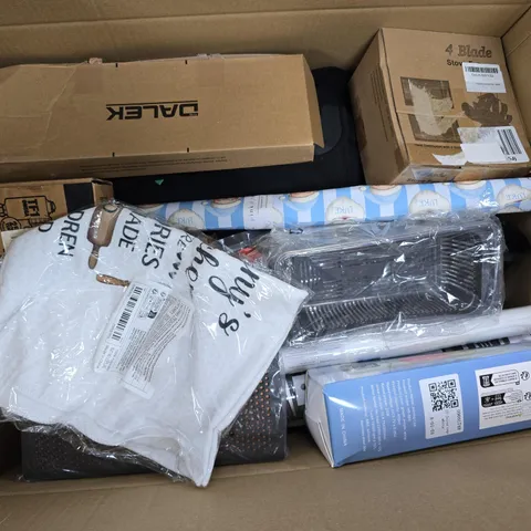 APPROXIMATELY 20 ASSORTED HOUSEHOLD PRODUCTS TO INCLUDE JUICER CUP, WALLPAPER, TF1 OMEGA FILTER, ETC - COLLECTION ONLY