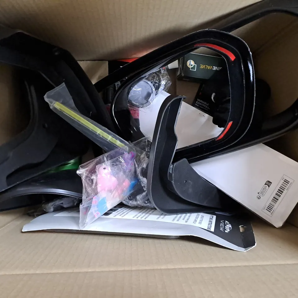 BOX OF ASSORTED ITEMS TO INCLUDE BRAKE CABLE - BIKE HELMETE - MUD GUARDS 