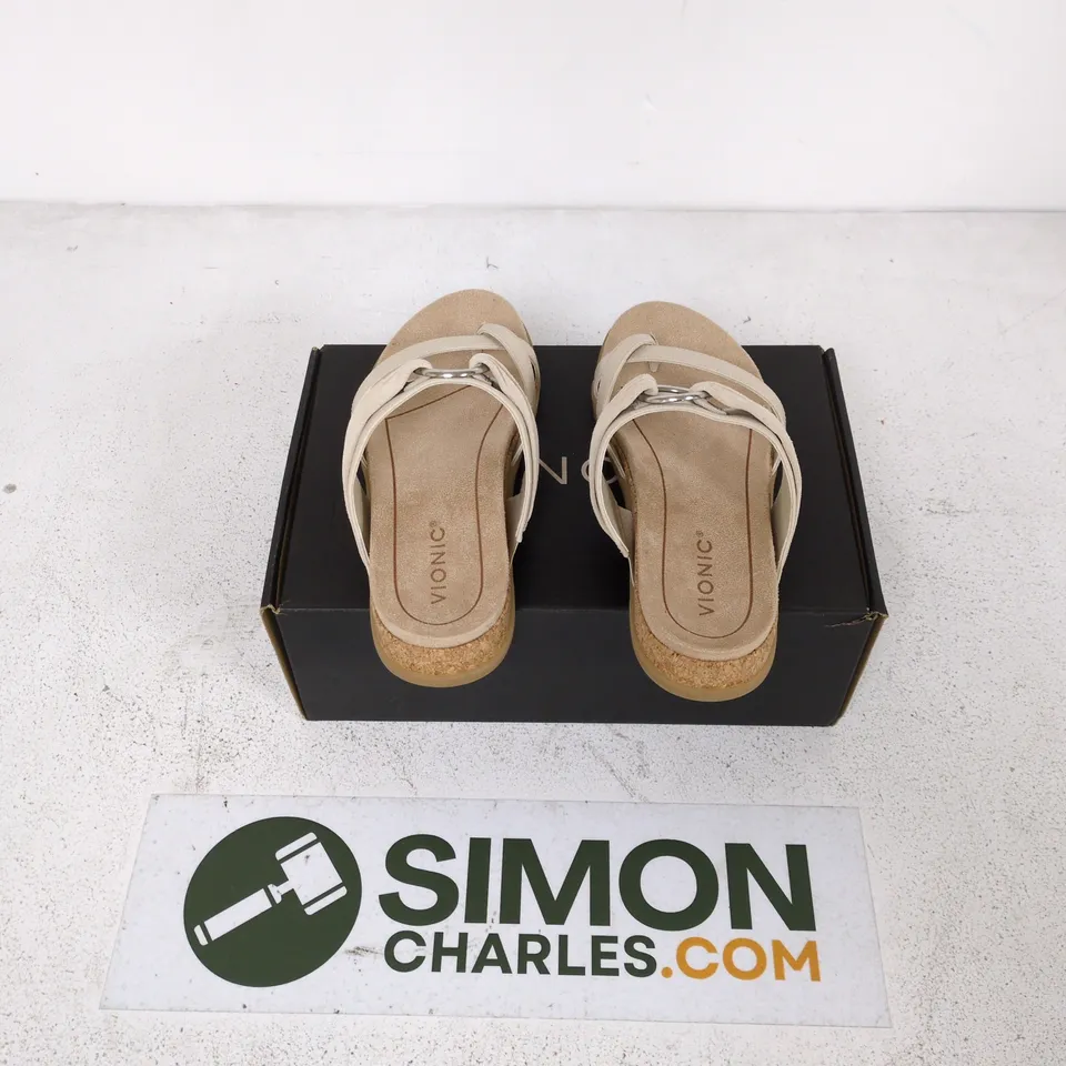 VIONIC WOMEN’S BEIGE STRAPPY SANDALS WITH CORK FOOTBED – SILVER RING ACCENT SIZE 7