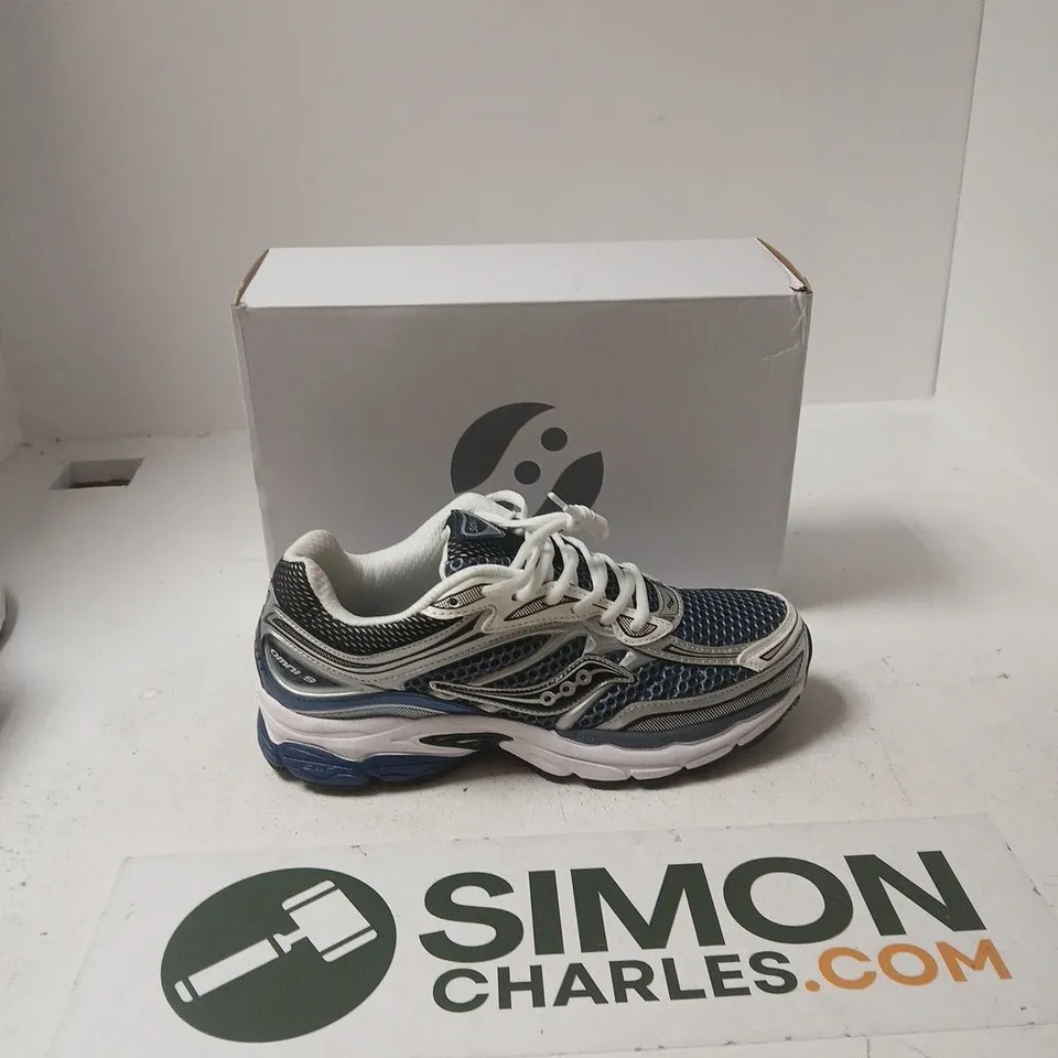 SAUCONY RUNNING SHOES – WHITE/BLUE MESH - UK 8.5