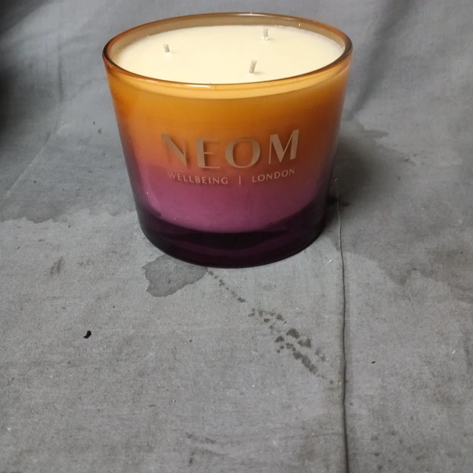 NEOM COSY NIGHTS SCENTED CANDLE – 420 G (14.8 OZ) WITH BOX