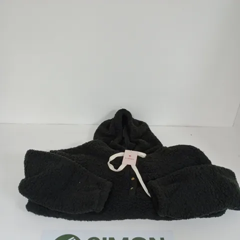 A BOX OF APROXIMATELY 10 LA MAREY PLUSH HOODIE