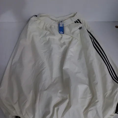 ADIDAS BALLOON SKIRT IN OFF WHITE - UK 10