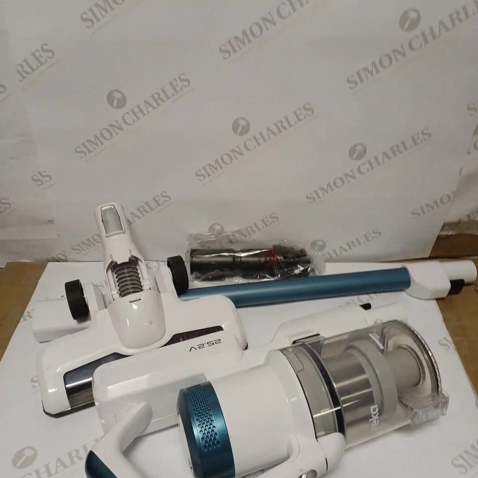 EUREKA RAPIDCLEAN PRO LIGHTWEIGHT CORDLESS VACUUM CLEANER