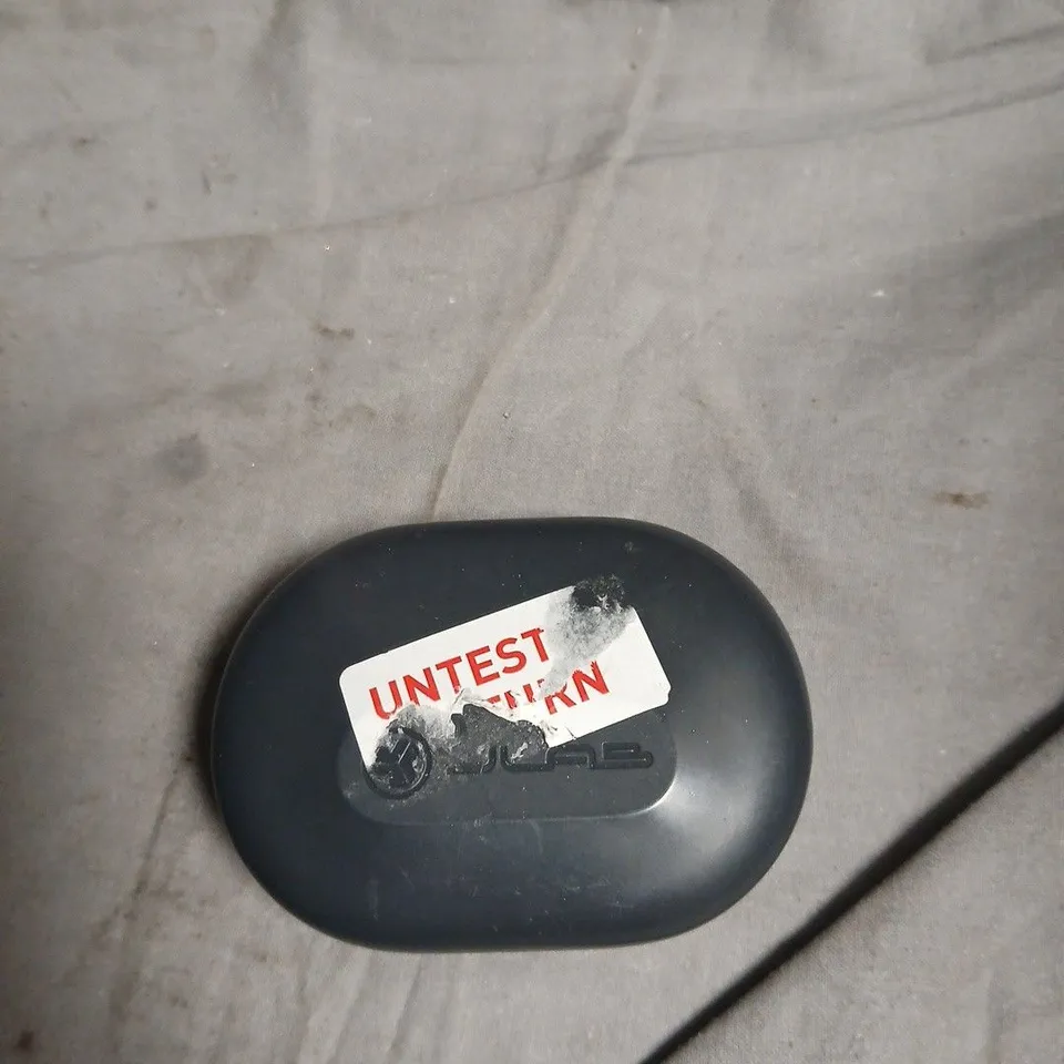 JLAB WIRELESS EARBUDS IN CHARGING CASE 