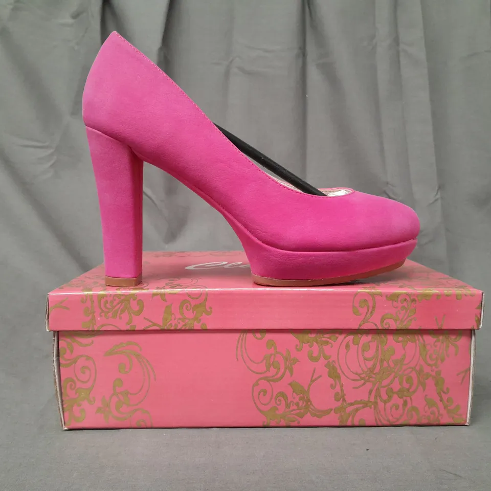 BOXED PAIR OF CLARA'S CLOSED TOE HIGH HEEL SHOES IN FUCHSIA 37