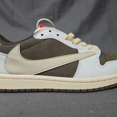 BOXED PAIR OF NIKE AIR JORDAN 1 LOW SHOES IN BROWN/BEIGE/CREAM UK SIZE 8.5