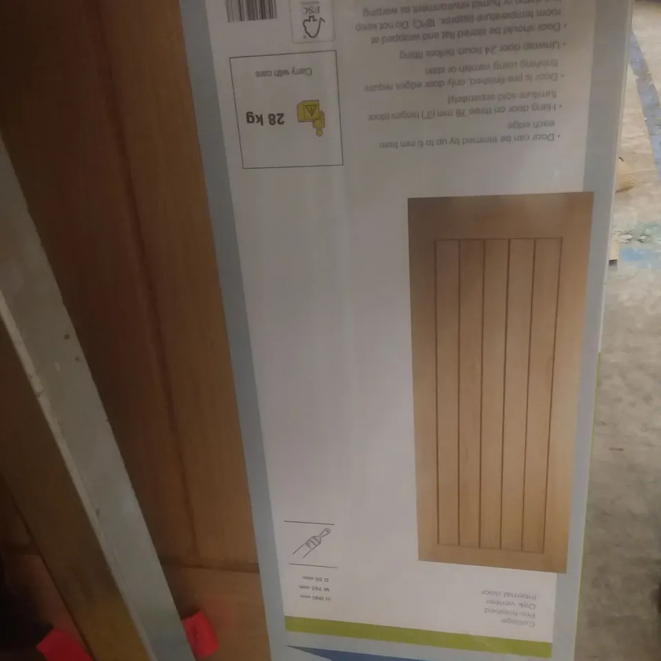 GEOM COTTAGE PRE-FINISHED OAK VENEER INTERNAL DOOR 1981×762×35MM