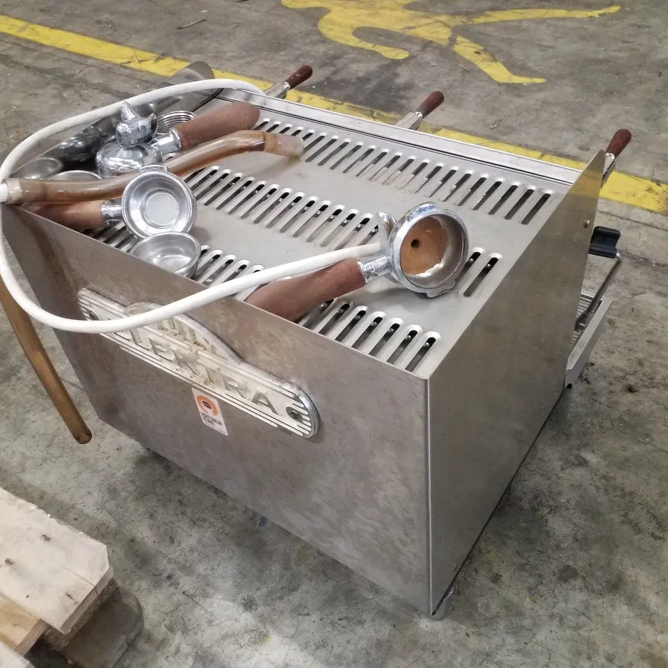 ELEKTRA BARISTA 2 STATION COFFEE MACHINE 