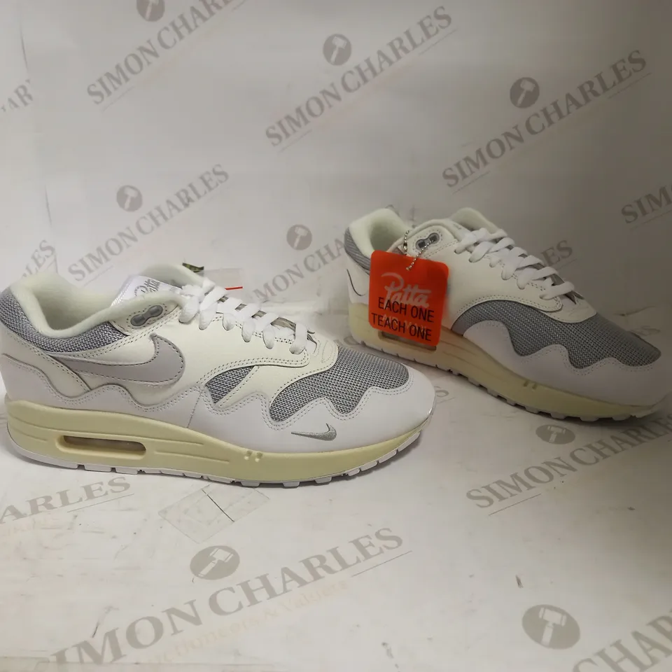 NIKE AIR MAX 1 WHITE/PURE PLATINUM UK 7.5 