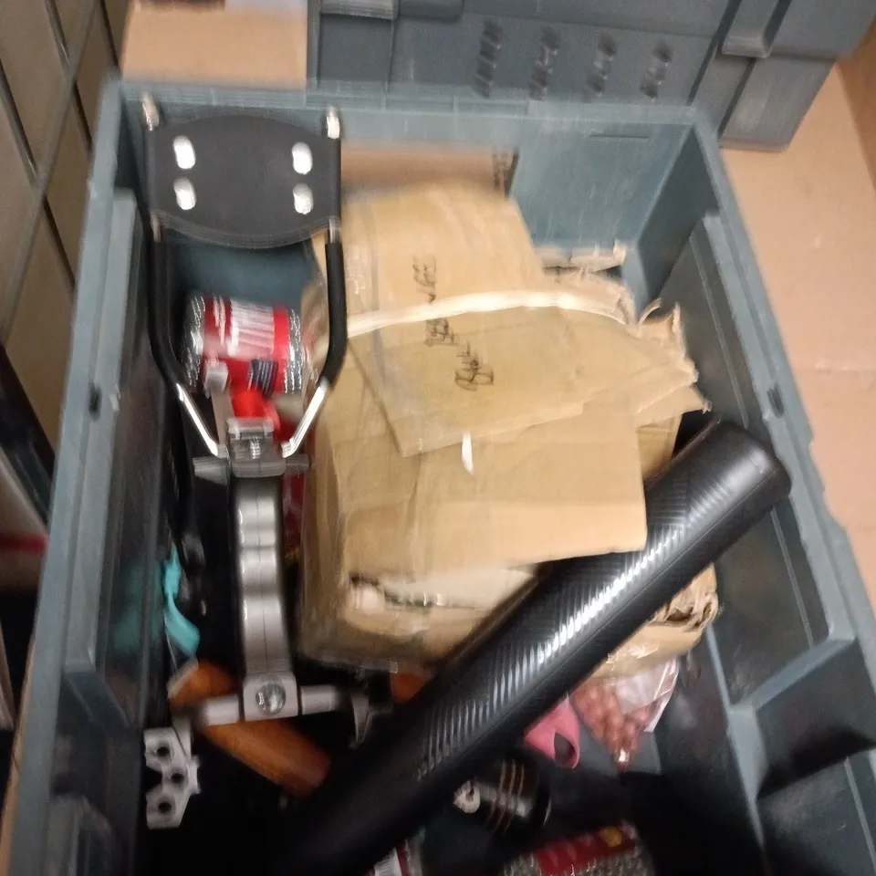 ASSORTED CATAPULTS AND BALL BEARINGS 
