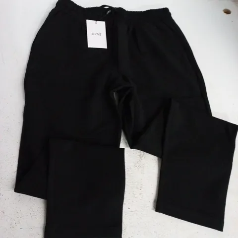 ARNE SMART CASUAL JOGGERS IN BLACK - L REG