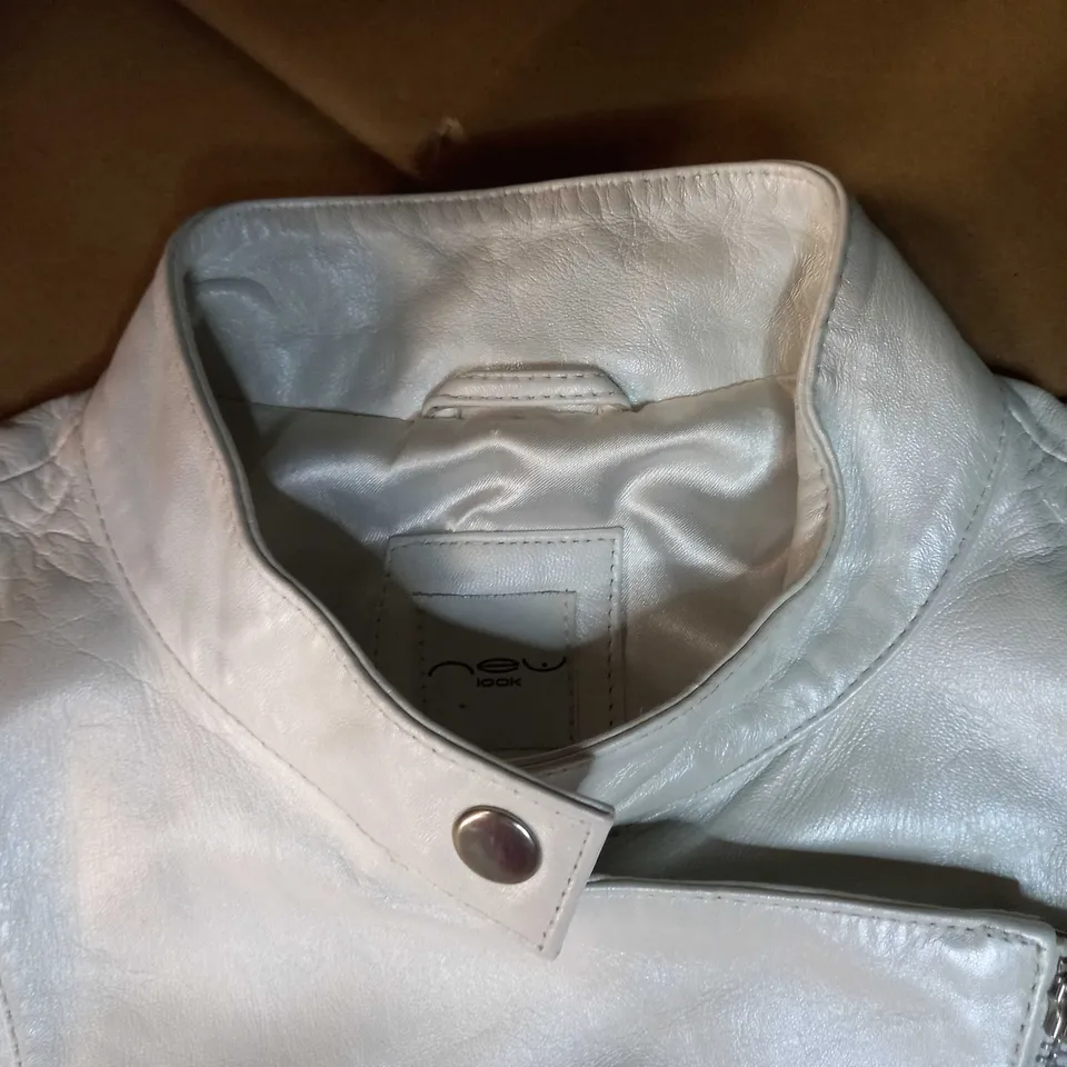 NEWLOOK WHITE SHIMMER FAUX LEATHER BIKER JACKET - SIZE 14
