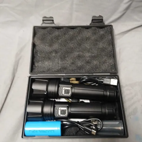 DUAL SUPER BRIGHT FLASHLIGHT SET IN CARRY CASE WITH BATTERY & USB CABLE