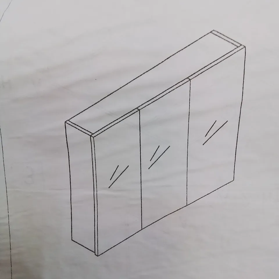 A BOXED 3 DOOR MIRRORED CABINET IN WHITE