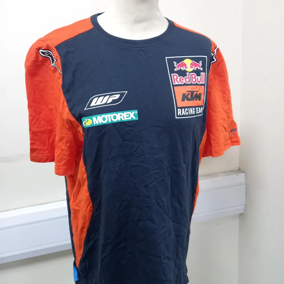 RACING REDBULL T-SHIRT SIZE L