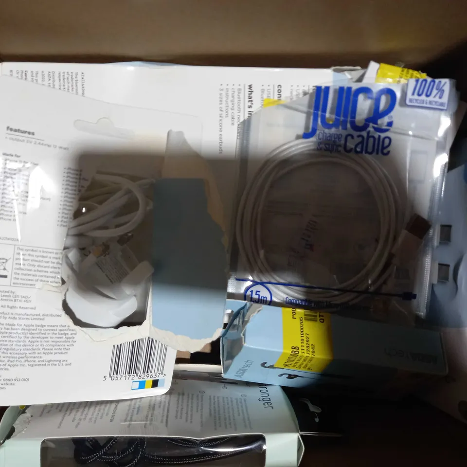 BOX OF APPROXIMATELY 10 ASSORTED ELECTRICAL ITEMS TO INCLUDE ASDA TECH PERSONAL CD PLAYER, ASDA TECH MICRO USB TO USB-A CABLE, ASDA TECH USB-A TO USB-C CABLE, ETC