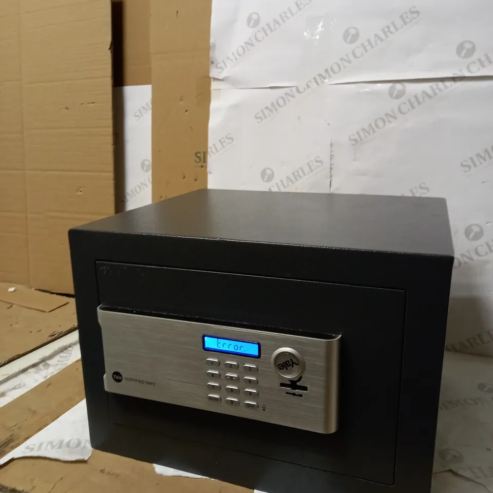 YALE MAXIMUM SECURITY MOTORISED SAFE 