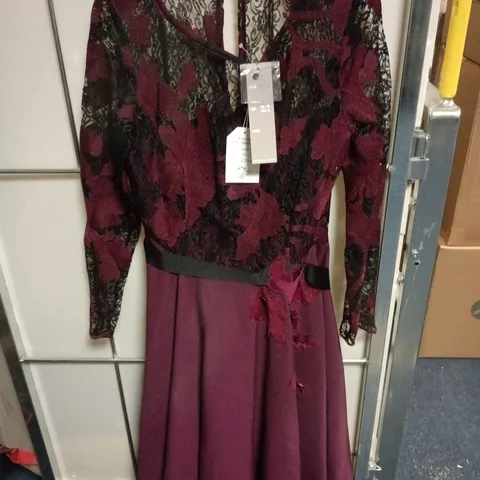 MICHAELA LOUISA PURPLE DRESS BELTED SIZE 10 TAGGED