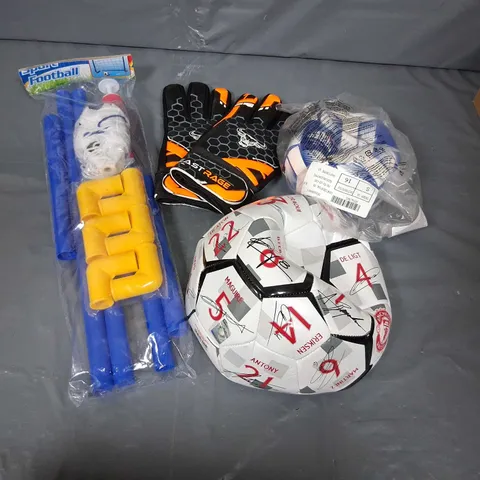 FOUR ASSORTED FOOTBALL PRODUCTS TO INCLUDE; SMALL GOAL, BEAST RAGE GLOVES, MANCHESTER UNITED FOOTBALL SIZE 5
