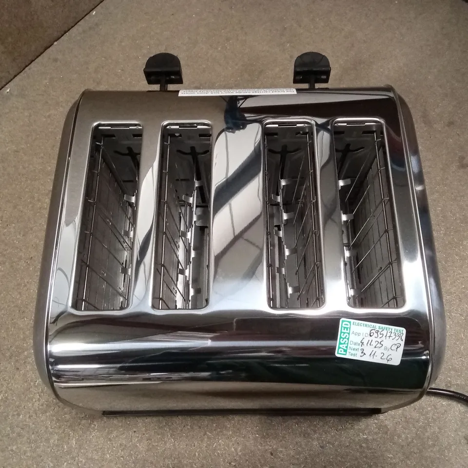 BOXED MORPHY RICHARDS CLASSICS 4-SLICE TOASTER