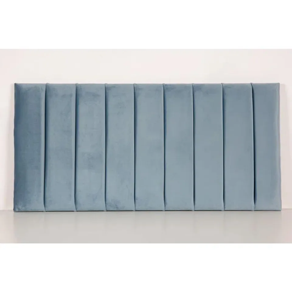 A BAGGED CHAMBERSBURG UPHOLSTERED HEADBOARD IN BLUE