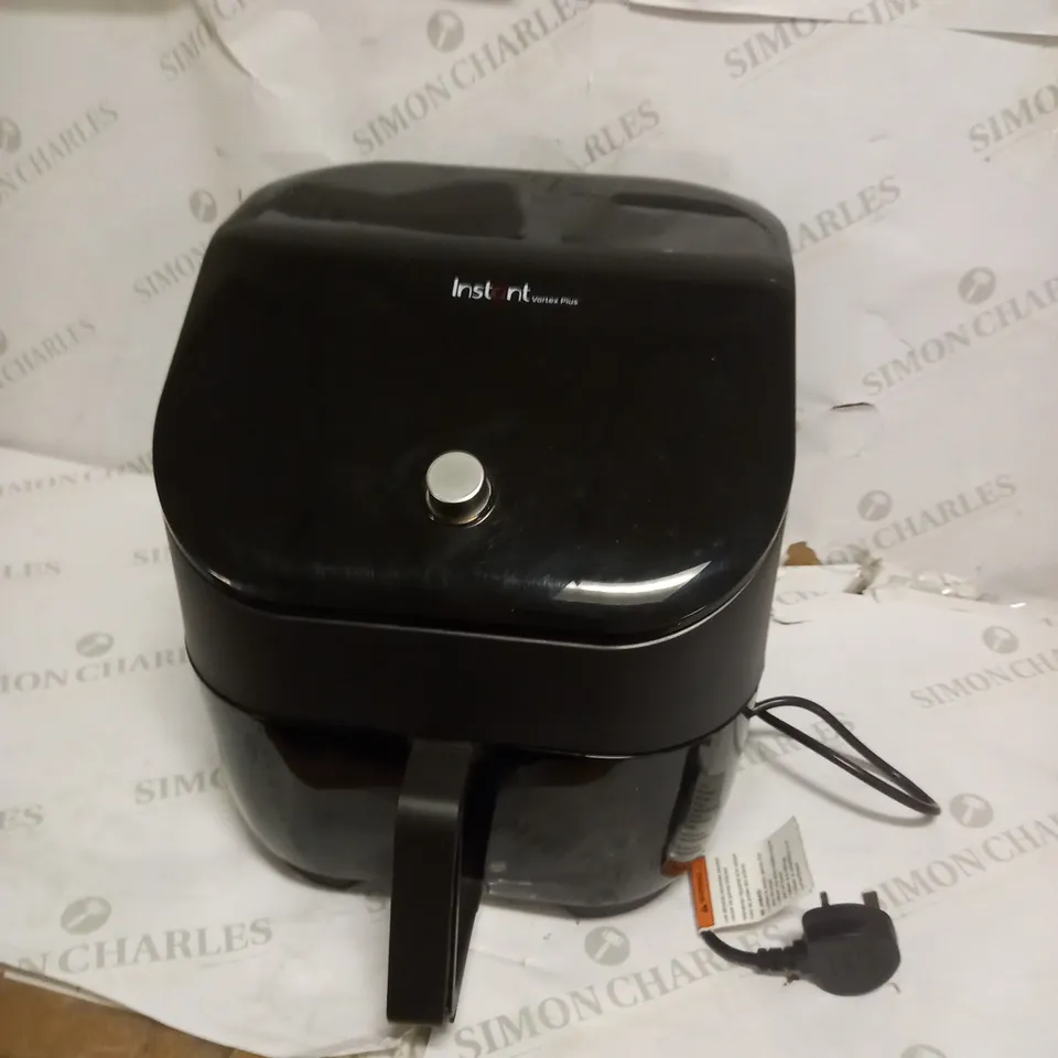 INSTANT POT VORTEX PLUS AIRFRYER