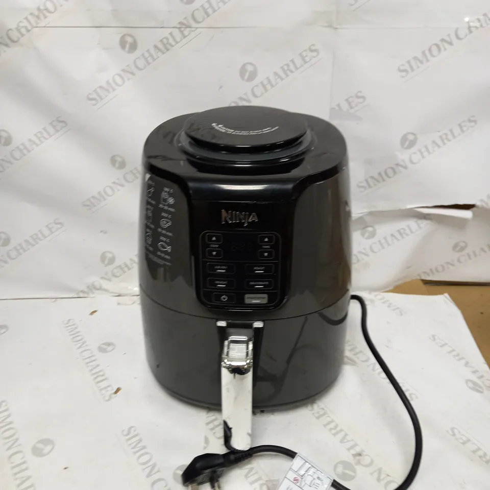 NINJA 3.8L AIR FRYER 