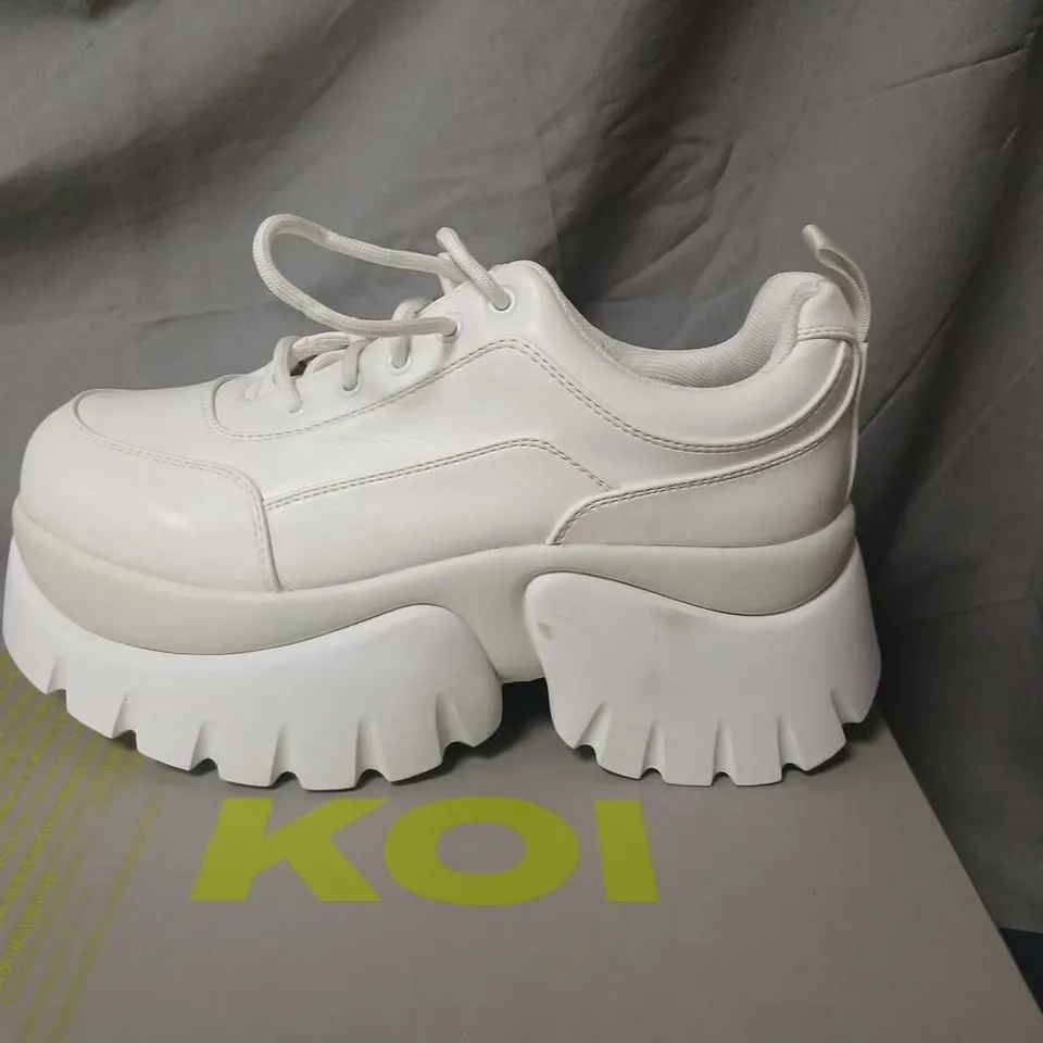 KOI CHRONICLES MONSTER PLATFORM TRAINERS - WHITE, UK SIZE 6