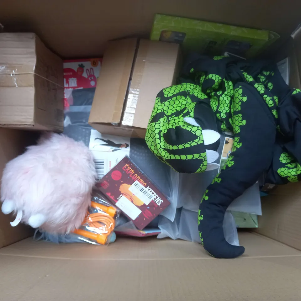 LARGE QAUNTIITY OF ASSORTED TOYS ABD GAMES TO INCLUDE CONNECT 4, JIGSAWS AND MAGIC WAND