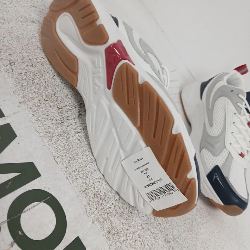 FILA WHITE, NAVY & RED TRAINERS – UK 7 (EU 41)