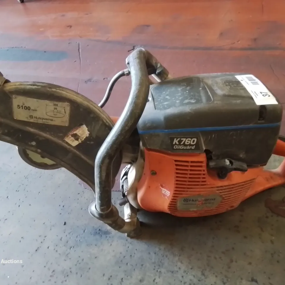 HUSQVARNA K760 CUT-N-BREAK DEEP CUT CONCRETE SAW. (NO DISC)