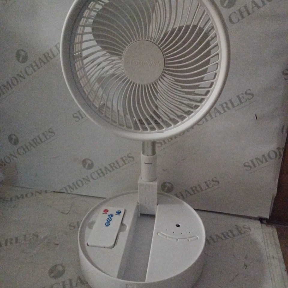 BELL & HOWELL OSCILLATING FOLDING RECHARGEABLE FAN, WHITE