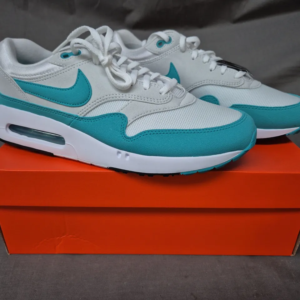 BOXED PAIR OF NIKE AIR MAX 1 '86 SHOES IN WHITE/CYAN UK SIZE 9