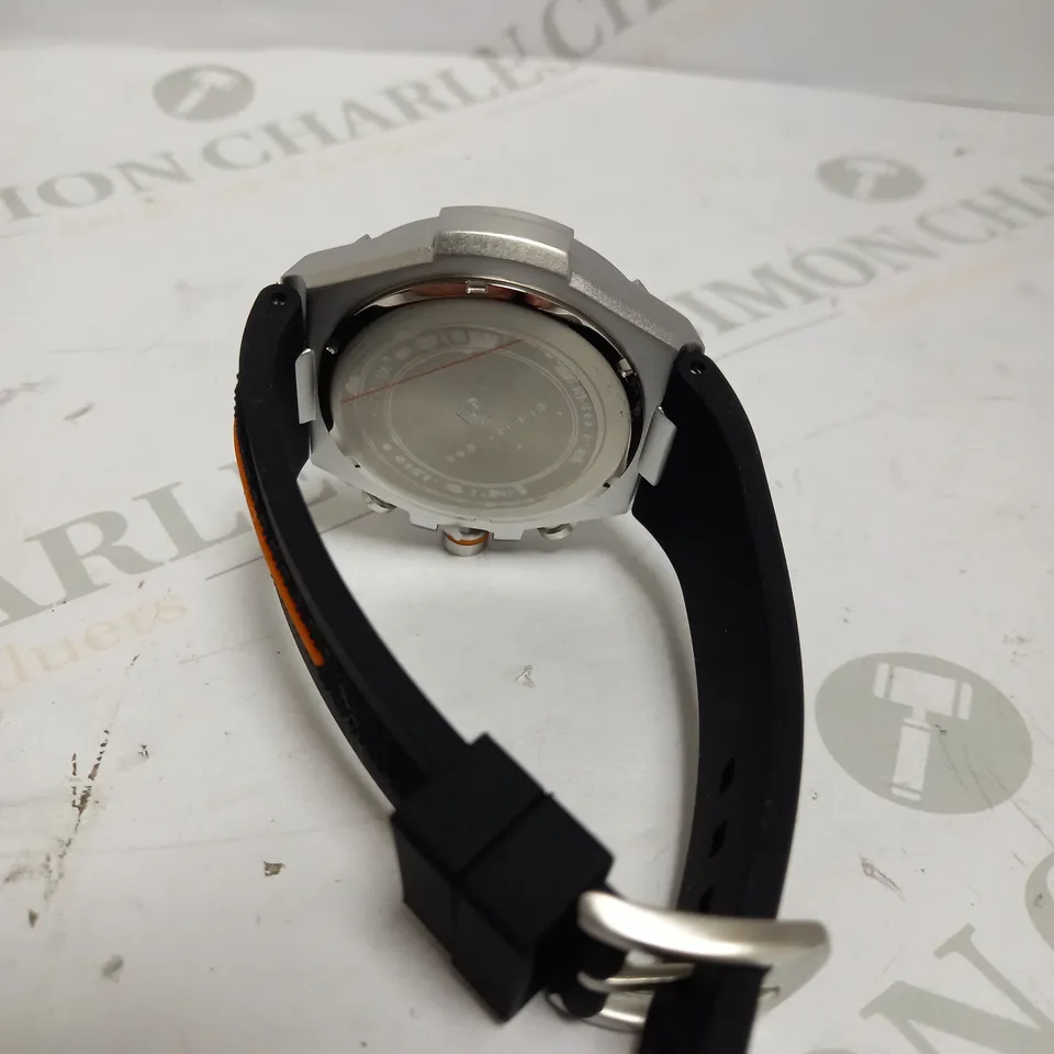 MENS VONLANTHEN CHRONOGRAPH WATCH – V200 – TEXTURED DIAL – 3ATM WATER RESISTANT – BLACK RUBBER STRAP