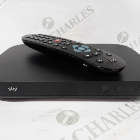 SKY Q BLACK SET TOP BOX WITH REMOTE