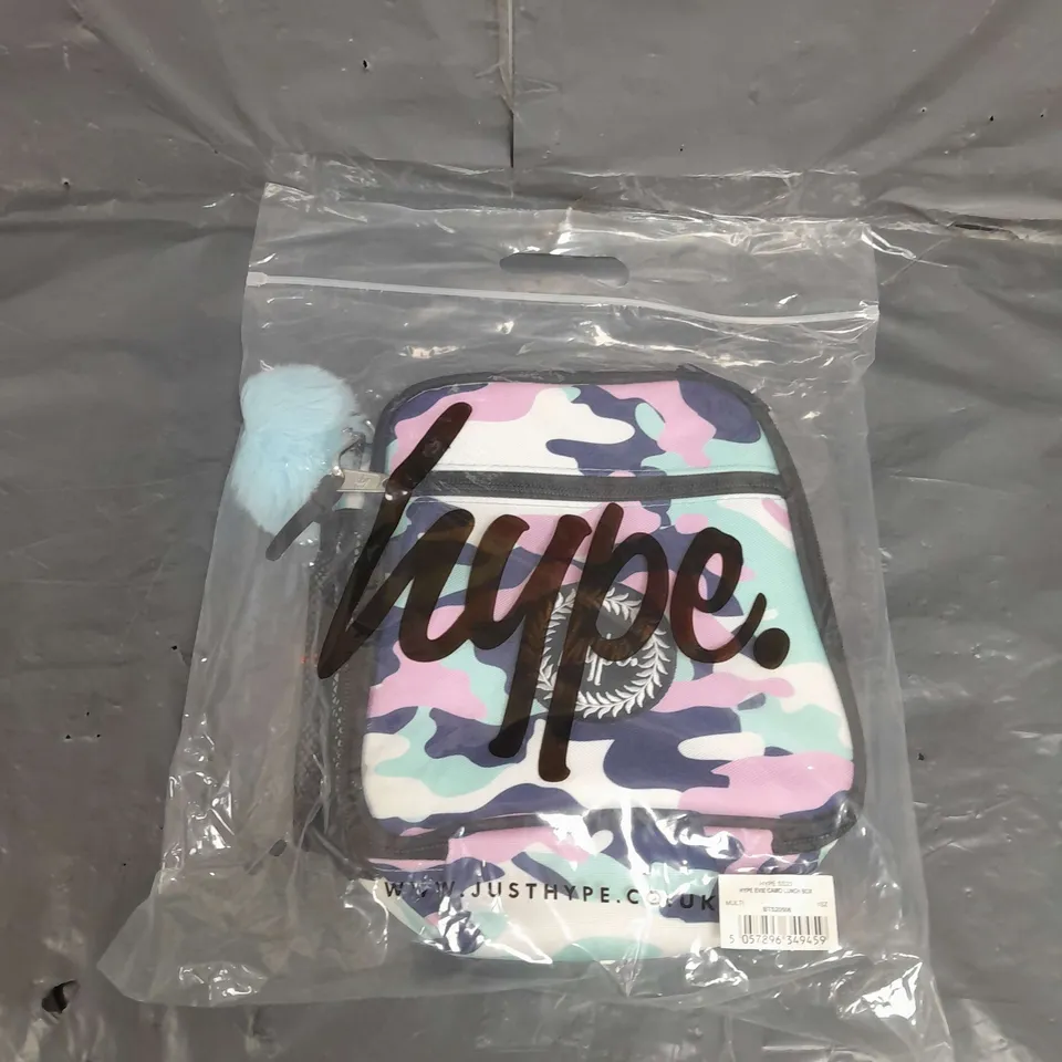 HYPE EVIE CAMO LUNCH BOX