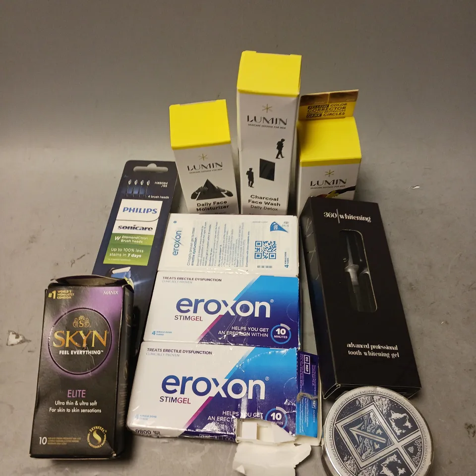 BOX OF APPROXIMATELY 12 COSMETIC ITEMS TO INCLUDE - LUMIN CHARCOAL FACE WASH - TEMPTATION TONICS ODIN WAX CREAM - EROXON STIMGEL - ETC