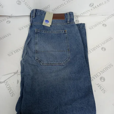BODEN RELAXED STYLE DENIM JEANS SIZE UNSPECIFIED