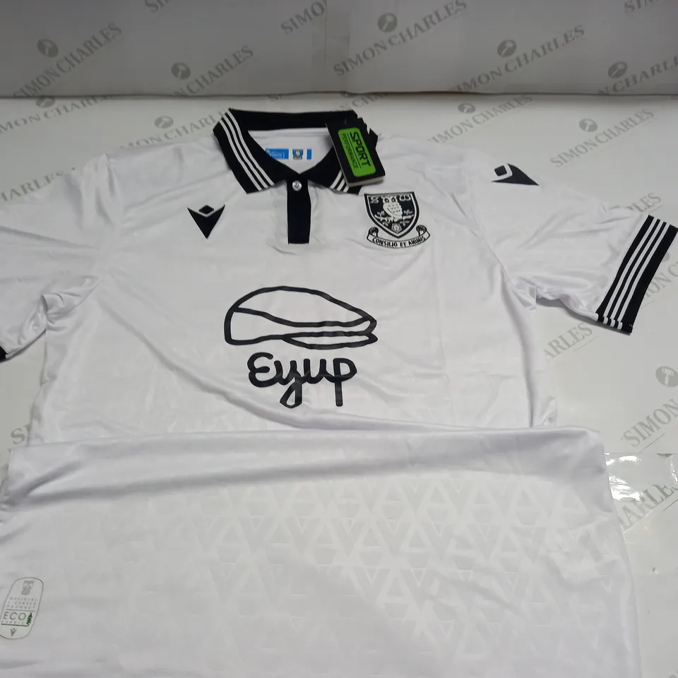 SPORTS PERFORMANCE REPLICA FOOTBALL SHIRT - XL