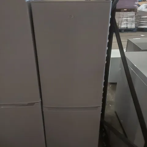 LOGIK L50BW23 60/40 FRIDGE FREEZER - WHITE